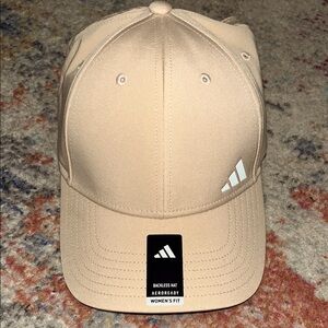 Adidas Aeroready backless hat